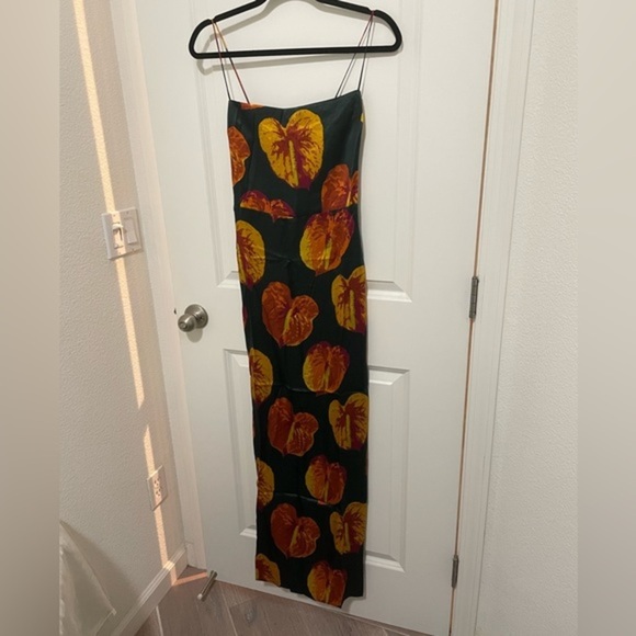 New Reformation Frankie Dress Daiquiri - Picture 4 of 6